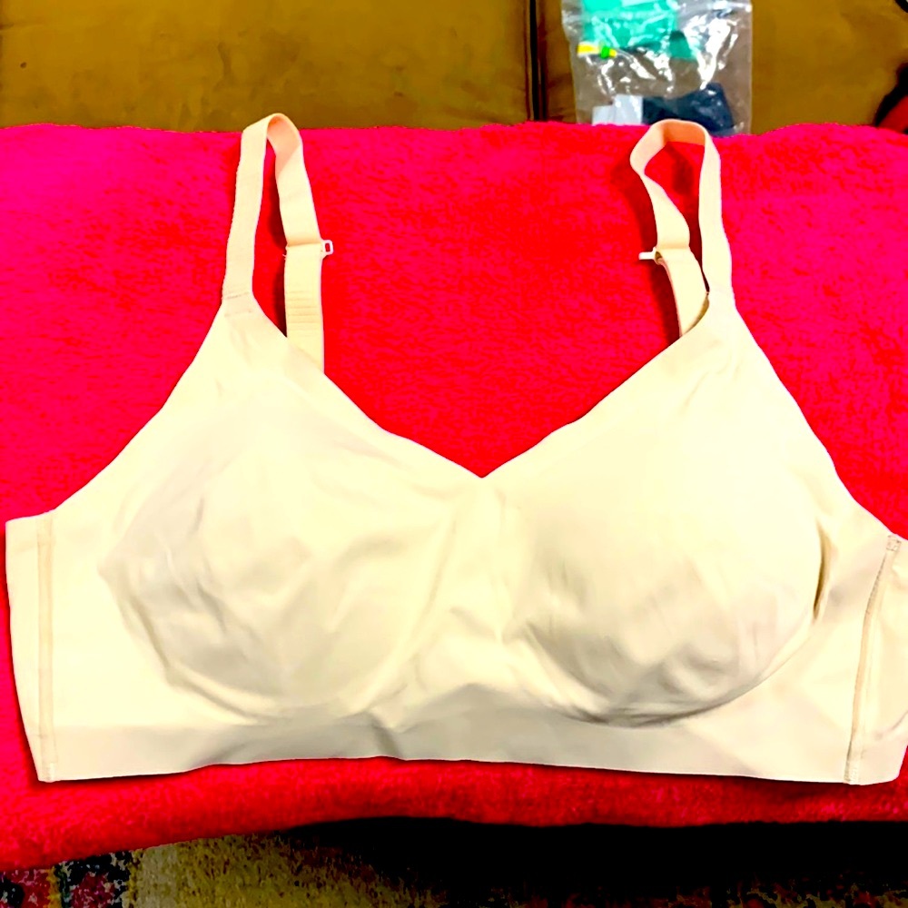 Large NWOT adjustable bralette